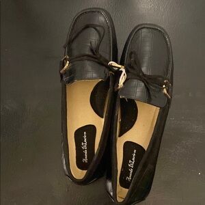 Amanda DiLaurie Black Flats